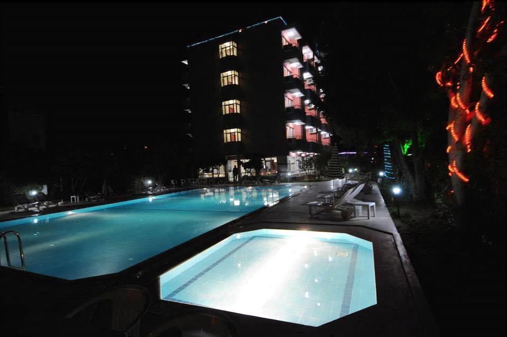 Bellissima Hotel Side Ngoại thất bức ảnh